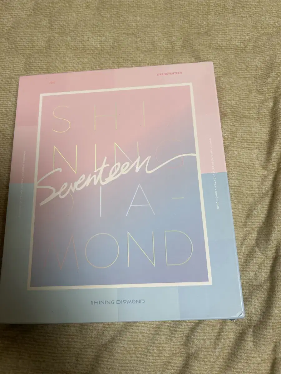 세븐틴 shining diamond dvd (포토카드 제외)